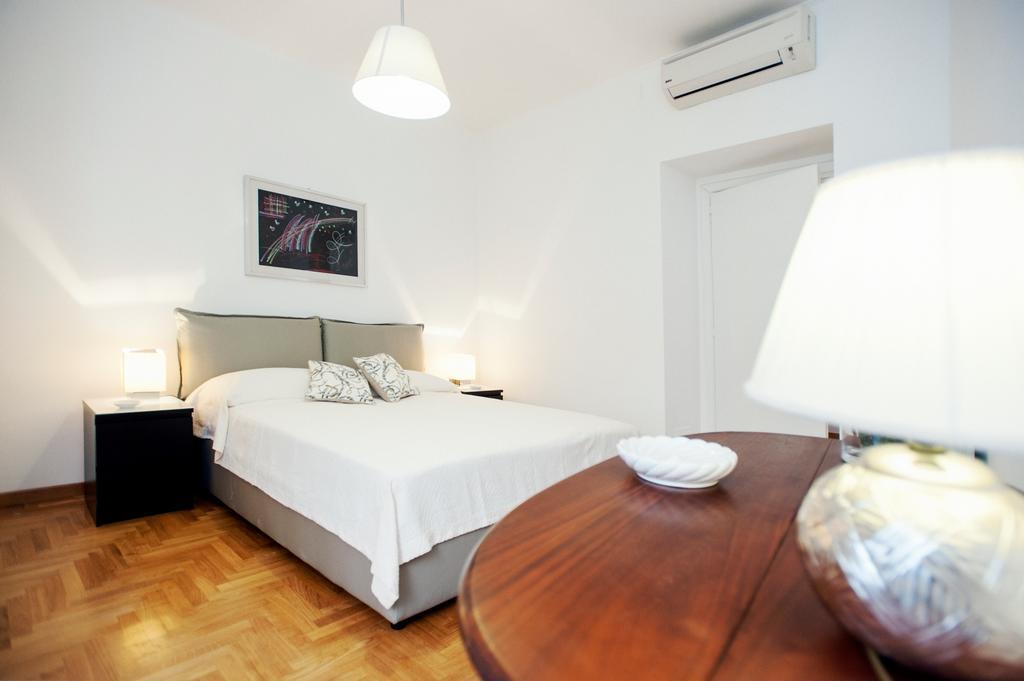 S.Andrea Apartment Roma Phòng bức ảnh
